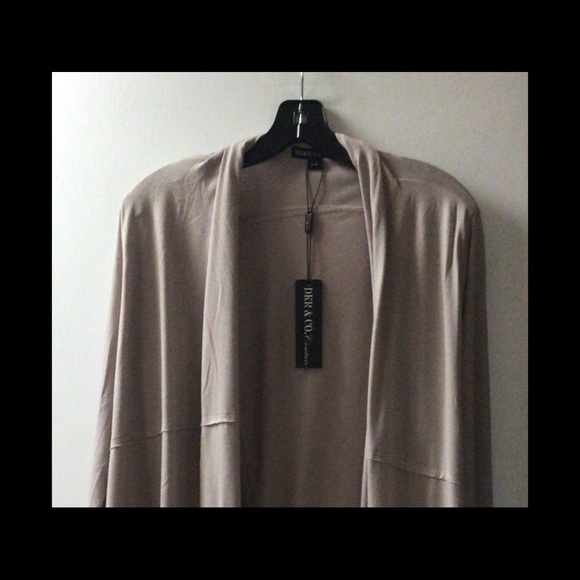 🌟 Open Shrug with Raw Edging - Picture 4 of 8